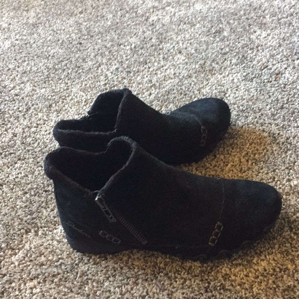 Skechers booties